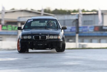 BMW 3er (E36) Compact schwarz