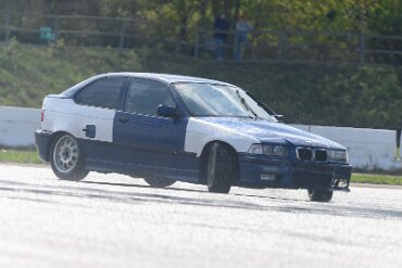 BMW 3er (E36) Compact blau-weiß