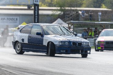 BMW 3er (E36) Compact blau-weiß