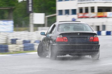 BMW 3er (E46) Limousine dunkelblau, Team Sebi