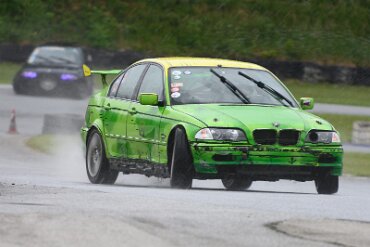 BMW 3er (E46) Limousine grün