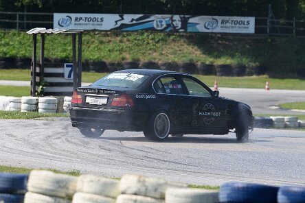 BMW 3er (E46) Limousine schwarz, Harmtodt